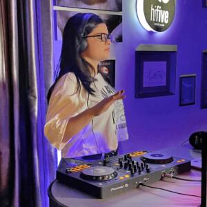 Throwback dessa noite especial 🎧💿 Feliz por tudo de bom que tem se revelado no caminho 💖✨